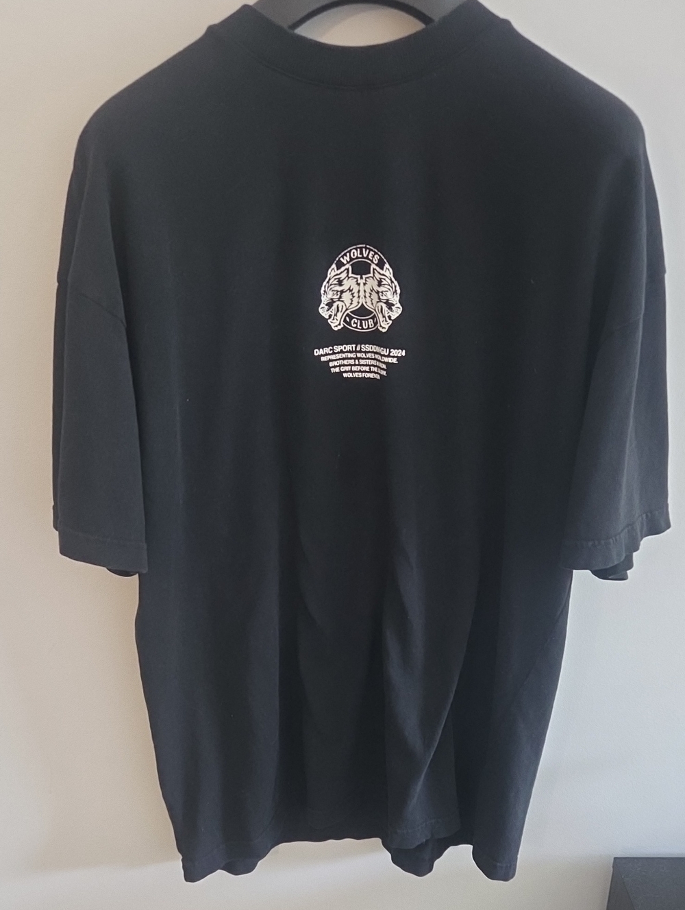Black Graphic Back-Print Men's T-Shirt